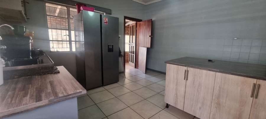 4 Bedroom Property for Sale in Beaconsfield Northern Cape